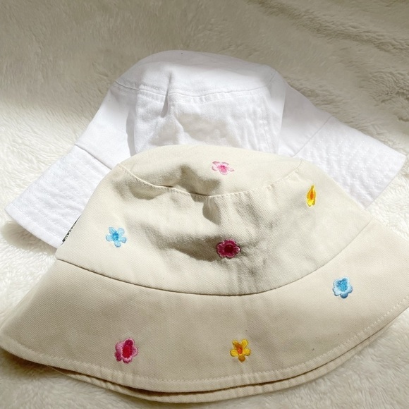 Bucket Hat Bundle Floral and White Y2K bucket hats - Picture 1 of 5